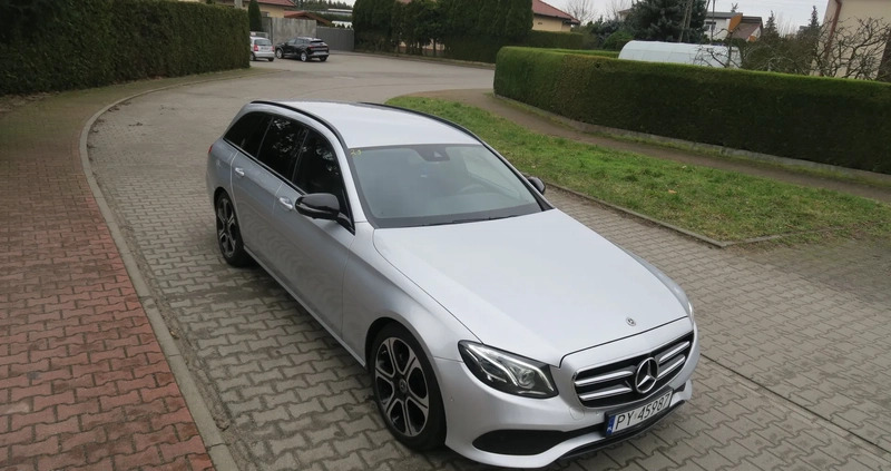 Mercedes-Benz Klasa E cena 107900 przebieg: 139000, rok produkcji 2018 z Poddębice małe 704